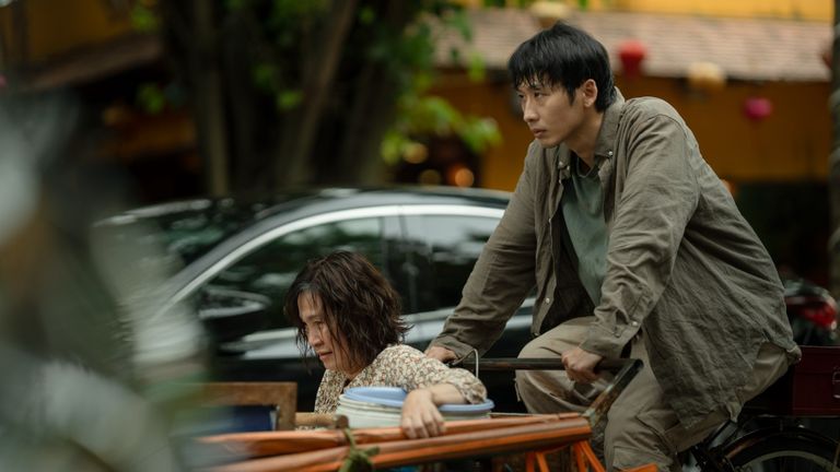 Một phân cảnh trong bộ phim. | Nguồn: Phim Mang mẹ đi bỏ 