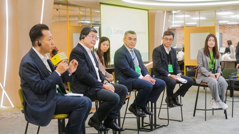 Những quan điểm này đã được ban lãnh đạo tập đoàn chia sẻ trong buổi gặp gỡ truyền thông vừa qua. | Nguồn: Cathay Financial Holdings