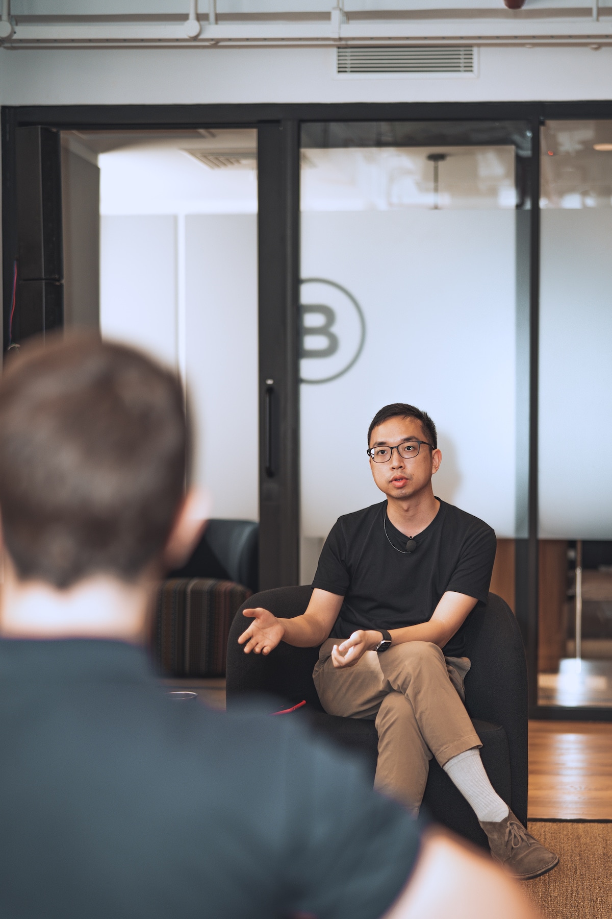 Hao Tran of Vietcetera stressed the importance of data-based decision-making and continuous improvement for entrepreneurs looking to kick off their businesses confidently and to lead the industry | Source Vietcetera WeWork 8