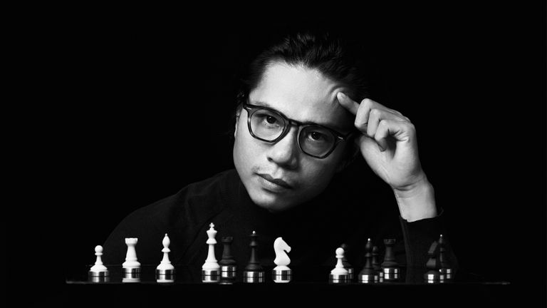 Jimmi Tuấn - nhà sáng lập và Giám đốc Sáng tạo Bratus, đồng thời là Versatile Brand Expert.