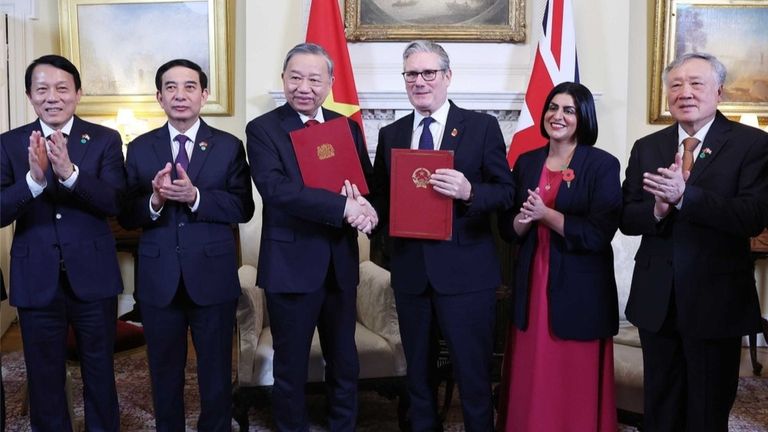 Vietnam and the U.K. signed Comprehensive Strategic Partnership in late October 2025. | Source: Nhan Dan