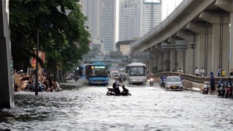 Hanoi has been battling chronic flooding. | Source: QDND