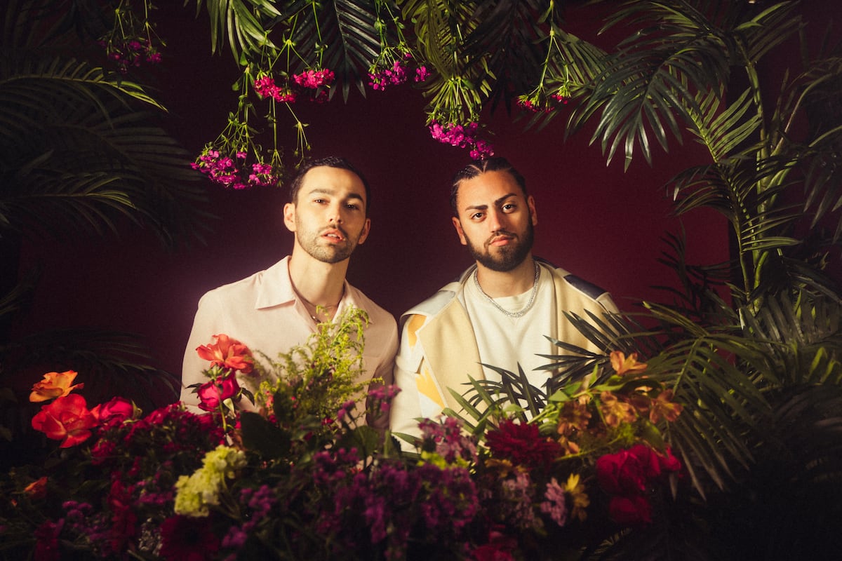 MAX Butterflies, Colour Vision và phép màu của nhạc pop Vietcetera