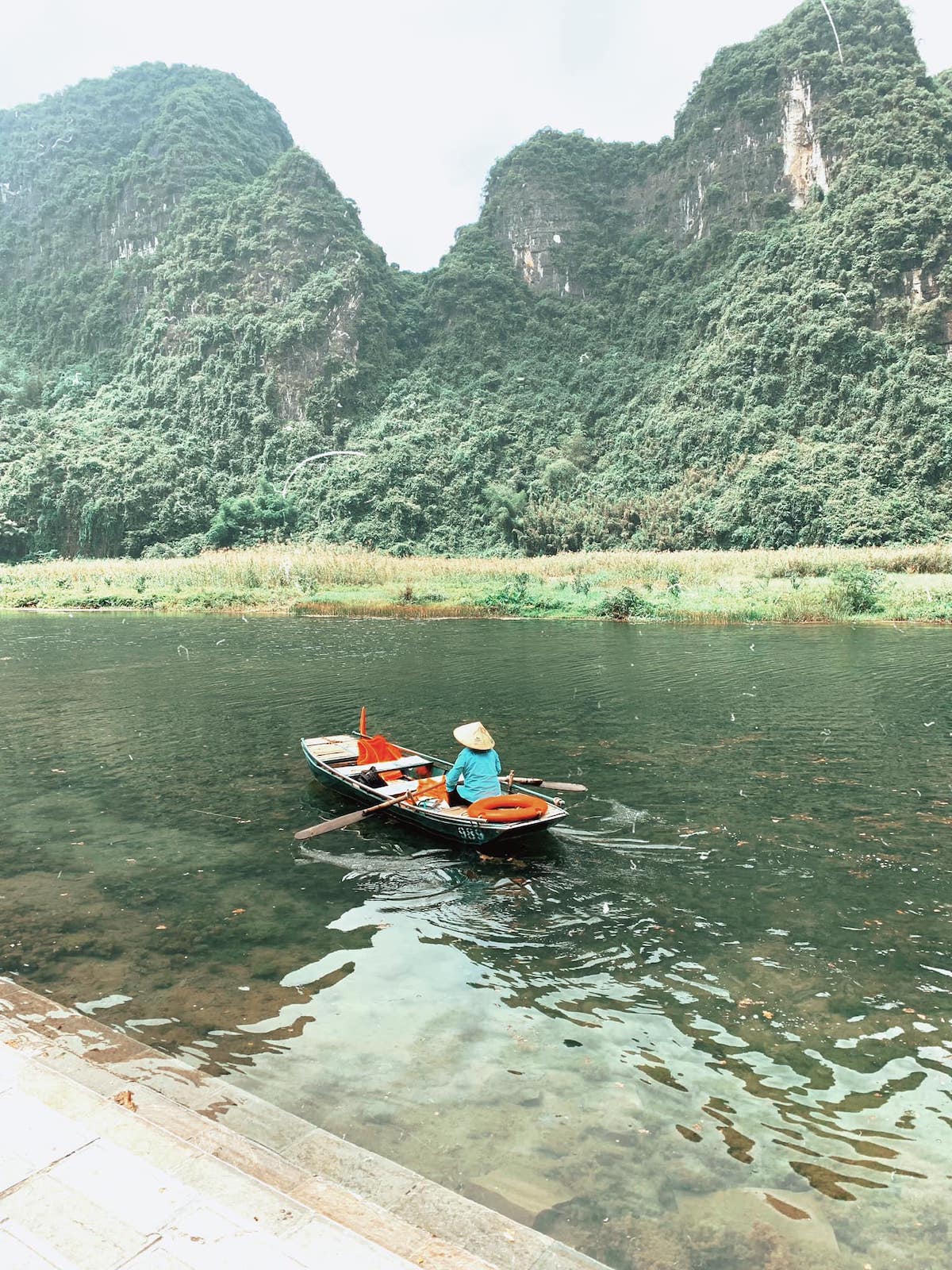Sau một khởi đầu chậm đầu năm ngành du lịch Việt Nam dường như đã sẵn sàng để trở lại phục vụ cho du lịch nội địa | Nguồn Luxstay Sau một khởi đầu chậm đầu năm ngành du lịch Việt Nam dường như đã sẵn sàng để trở lại phục vụ cho du lịch nội địa Nguồn Luxstay