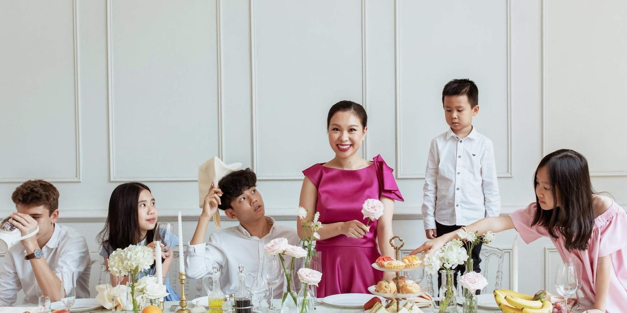 series bài viết dành cho những người phụ nữ trẻ đang trong giai đoạn đầu của sự nghiệp và muốn tìm kiếm kinh nghiệm, sự đồng cảm từ những người đàn chị đi trước. series bài viết dành cho những người phụ nữ trẻ đang trong giai đoạn đầu của sự nghiệp và muốn tìm kiếm kinh nghiệm, sự đồng cảm từ những người đàn chị đi trước.