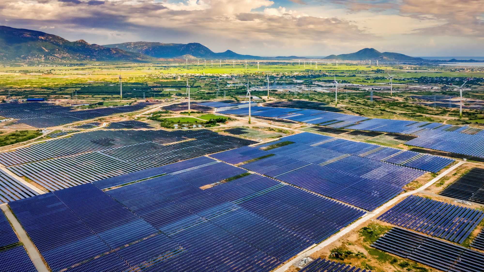 Vietnam recorded the fastest rise in solar plus wind share of the electricity mix in 2020 outpacing its regional peers | Source Shutterstock