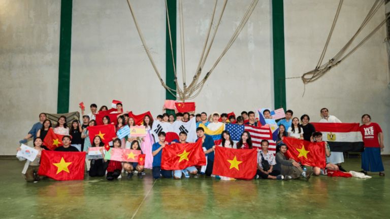 Nguồn: United World School