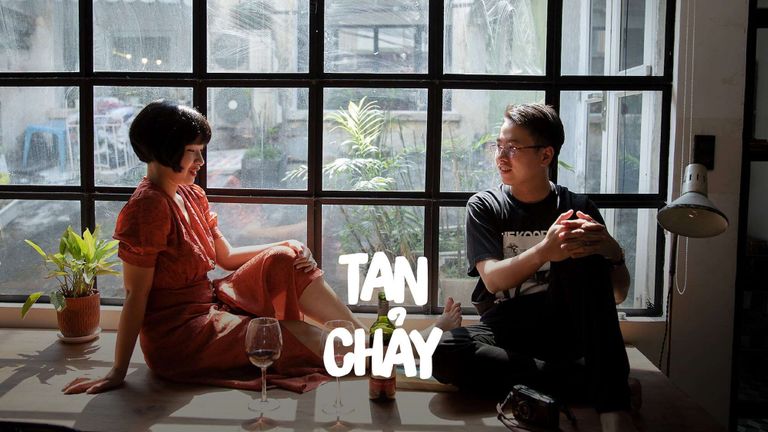 "Dù đã biết hết những mặt tối của nhau, vẫn có lần chị cảm thấy mình cực xấu xí trước anh"