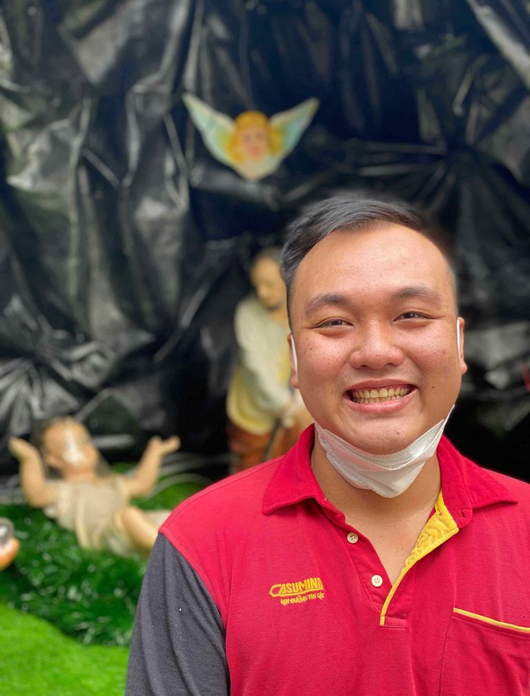 Hang động Chuacutea giaacuteng sinh coacute mặt khắp nơi ở caacutec khu vực xung quanh Nhagrave thờ Cocircng giaacuteo như Gograve Vấp Quận 8 vagrave đoạn đường Hoagraveng Sa ở Quận 3 Sagravei Gograven Nguồn Patrick Scott