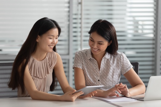Quan hệ người cố vấn - người được cố vấn gần giống tình bạn hơn là tiền bối - hậu bối | Nguồn AIM 24apr2024homepageslide7leftjpeg
