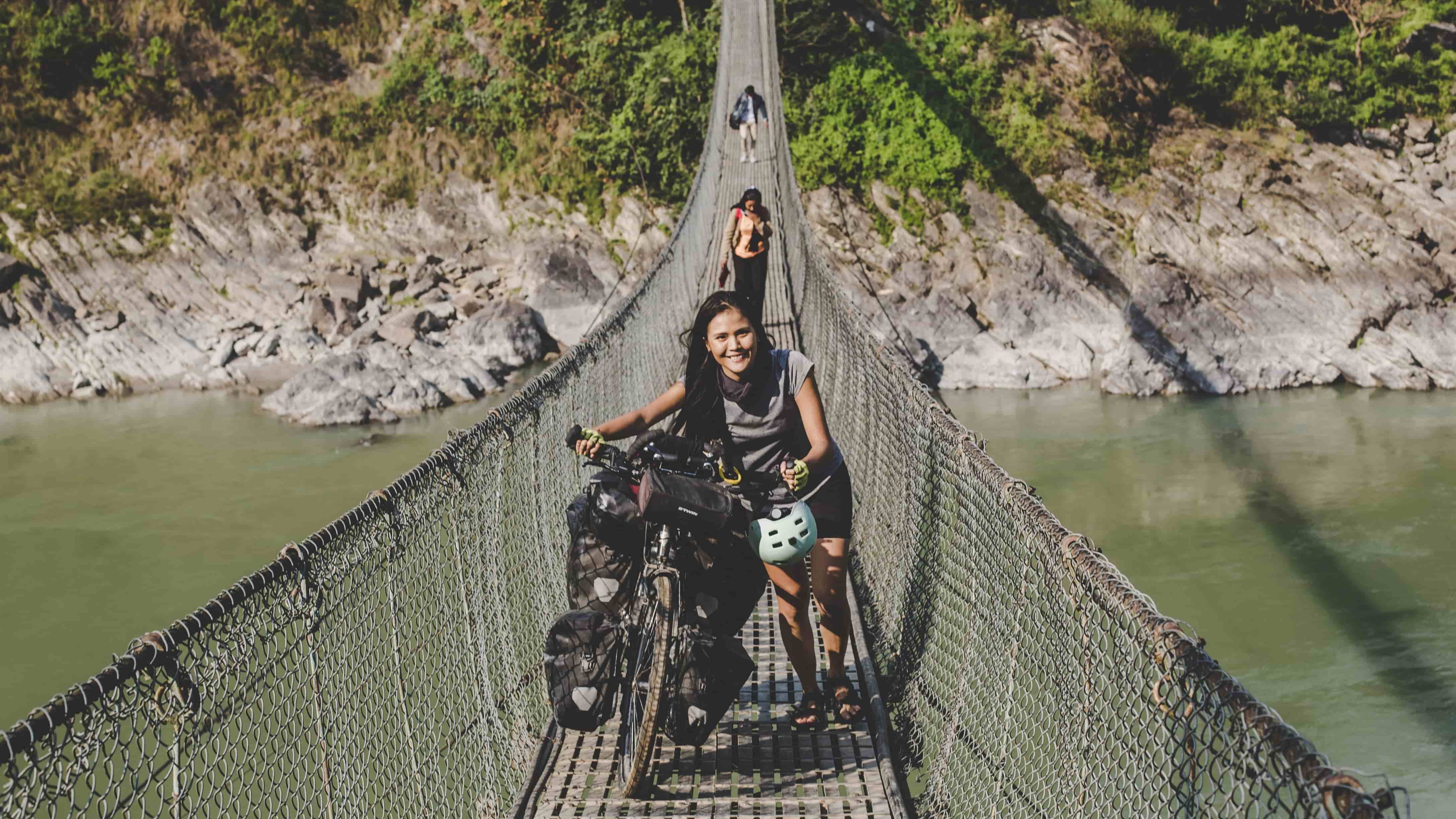 This trip has been a life-changing experience and a virtuous circle — an incredible number of good and well-intentioned people have paved all our way from France to Vietnam | Source Nón Lá Project