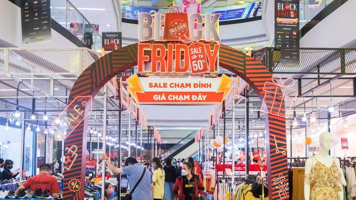 Vietnam Doesn’t Have Thanksgiving, But It’s Wild About Black Friday