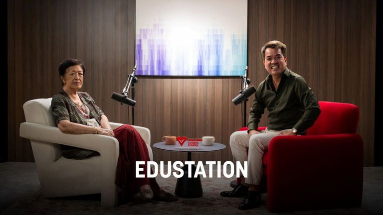Madame Tôn Nữ Thị Ninh và host Hùng Võ trong tập podcast đầu tiên của EduStation mùa thứ 5. | Nguồn: Vietcetera