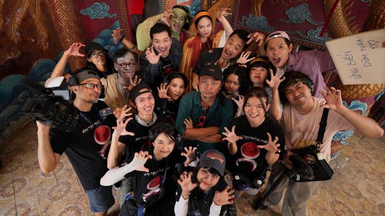 Nguồn: Đại tiệc trăng máu 8 cho Vietcetera. 