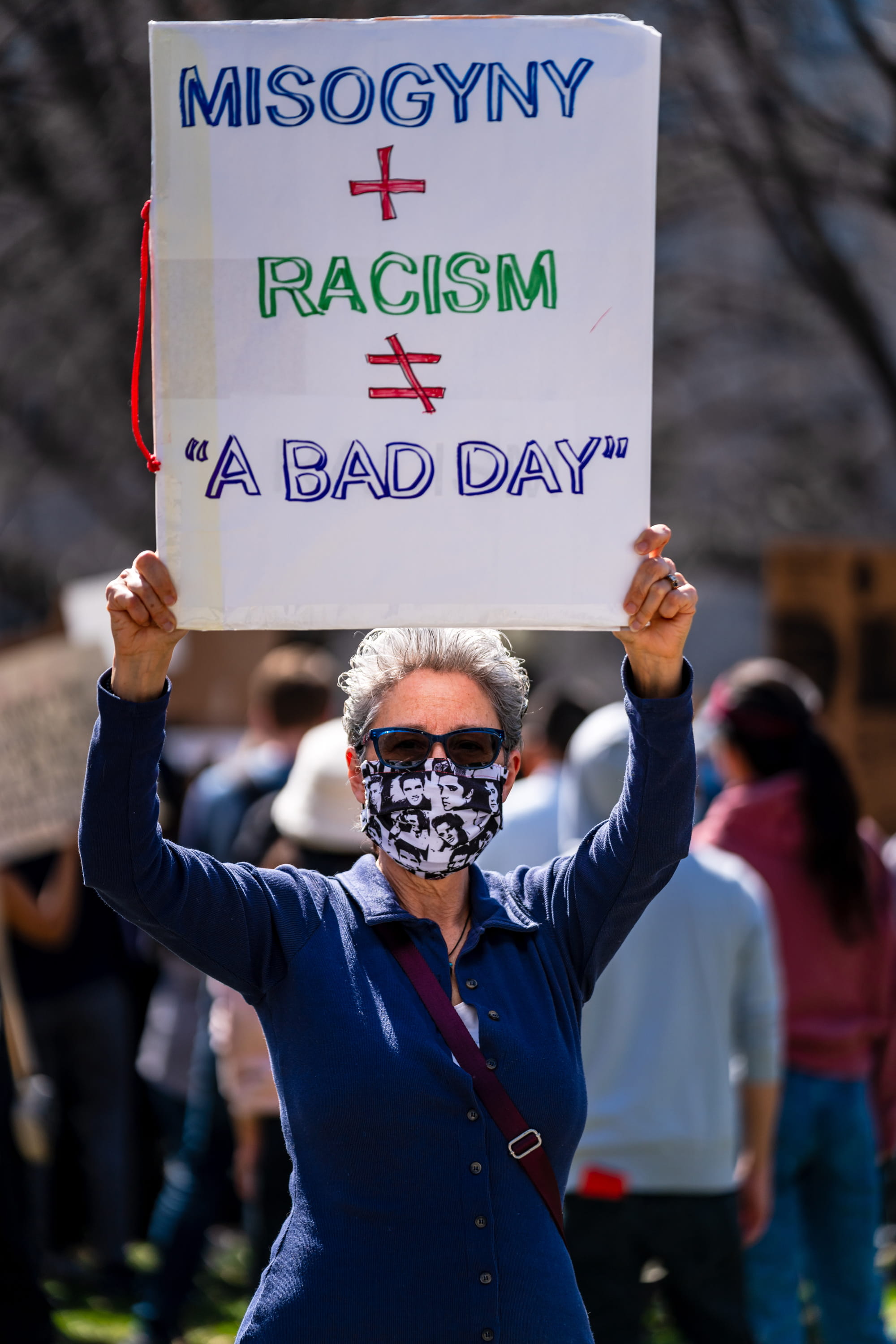 alt alt