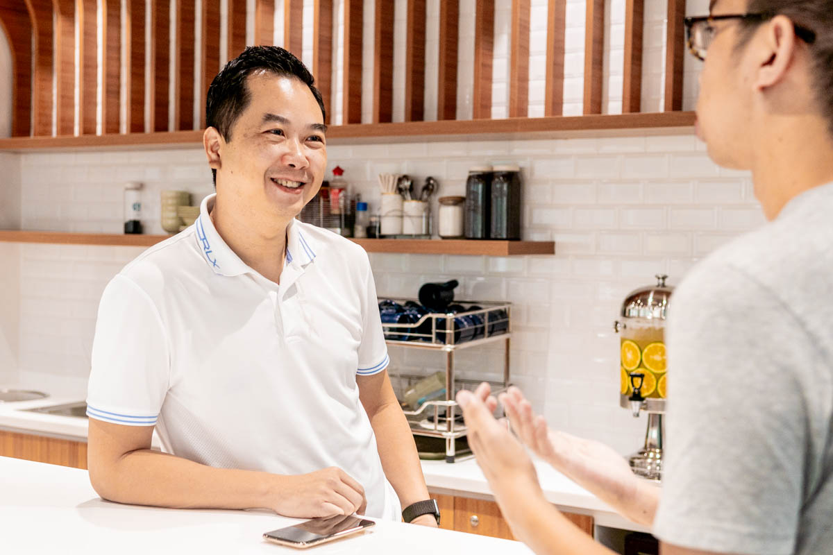Anh James Vương Nhà sáng lập kiêm Giám đốc điều hành RealStake Xu hướng kinh doanh tại Việt Nam 2020 Lời chia sẻ từ 5 chuyên gia1