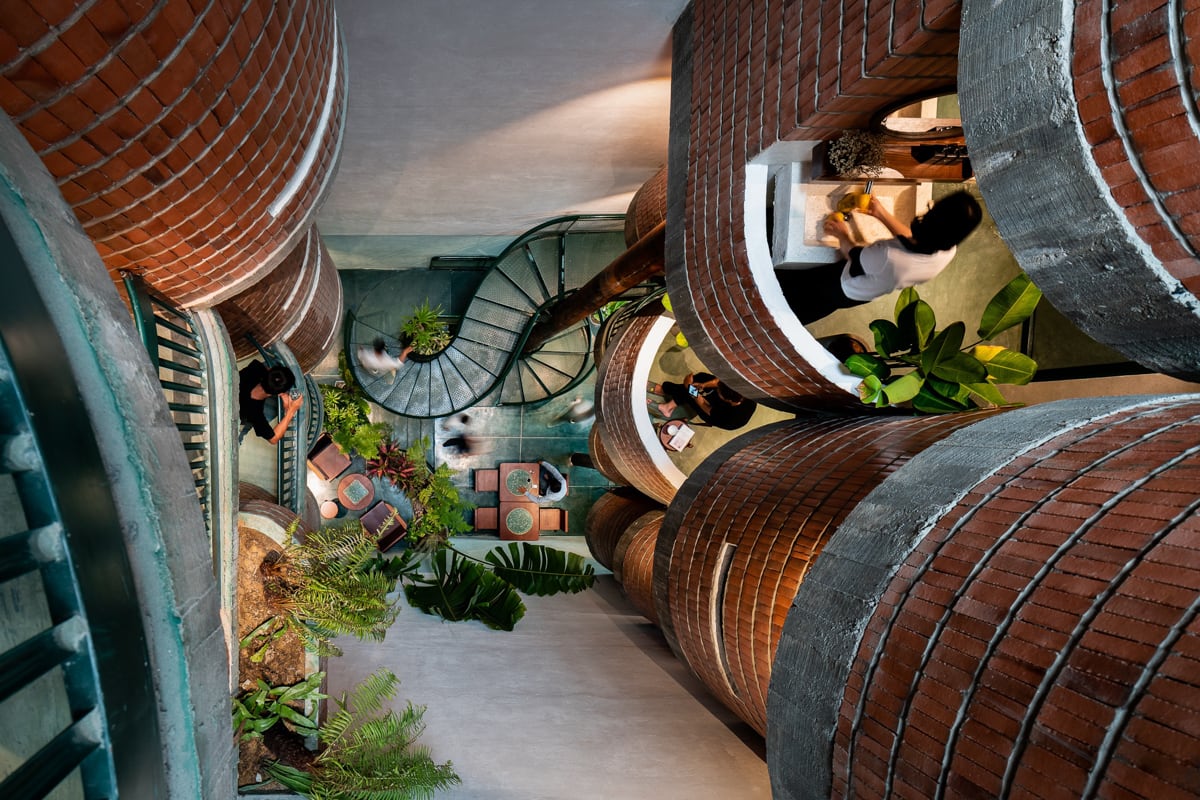 Removing the prejudice that a hotel is a vague monotonic place The Memory conceptual design springs from the concept of an “open-hearted” space | Source Sustainable Design Vietnams Emerging Green Architects2
